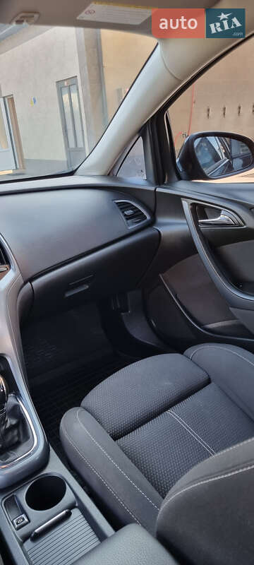 Универсал Opel Astra 2014 в Иршаве фото 3 Универсал Opel Astra 2014 в Иршаве