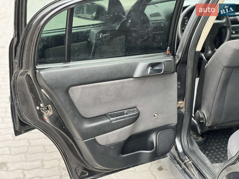 Седан Opel Astra 2008 в Тернополе