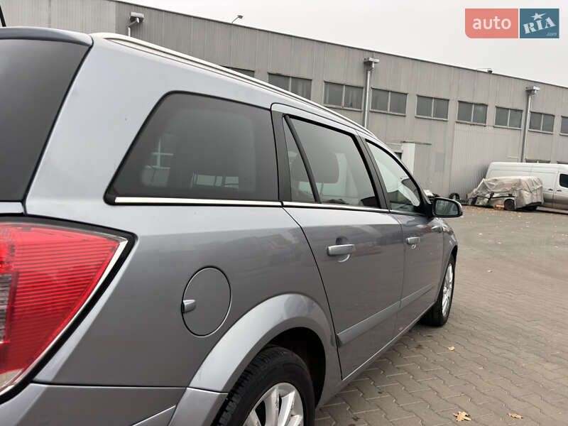 Универсал Opel Astra 2008 в Виннице