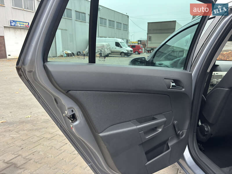 Универсал Opel Astra 2008 в Виннице