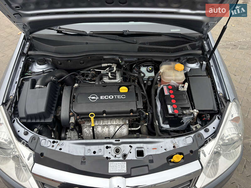 Универсал Opel Astra 2008 в Виннице