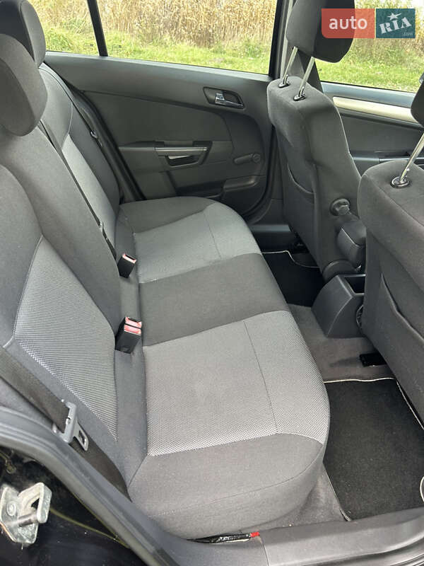 Хэтчбек Opel Astra 2009 в Белой Церкви