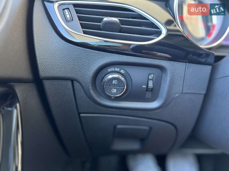 Универсал Opel Astra 2017 в Житомире фото 38 Универсал Opel Astra 2017 в Житомире