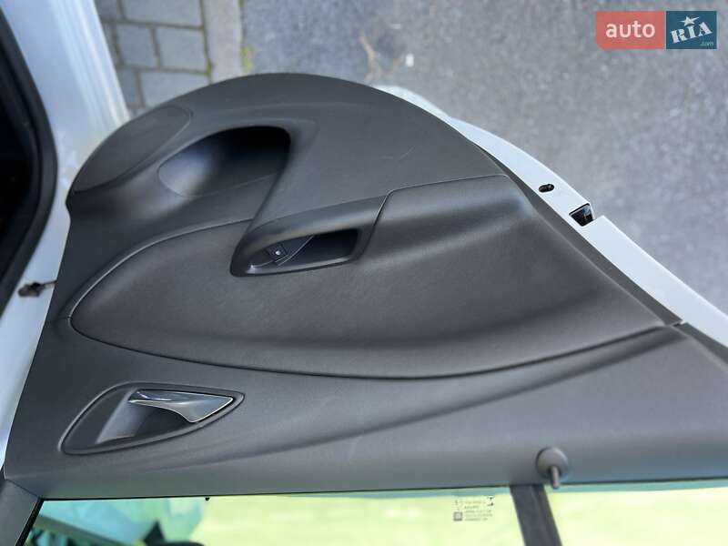 Универсал Opel Astra 2017 в Житомире фото 41 Универсал Opel Astra 2017 в Житомире