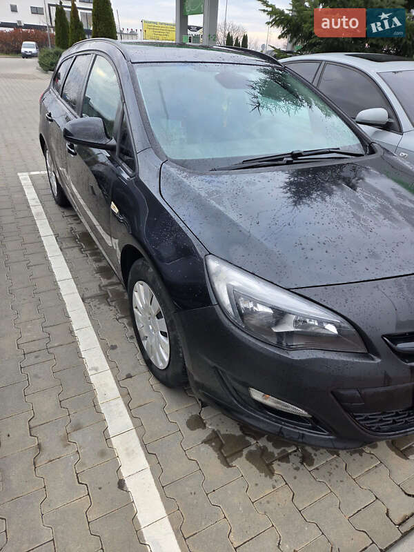 Універсал Opel Astra 2013 в Буштино фото 3 Універсал Opel Astra 2013 в Буштино