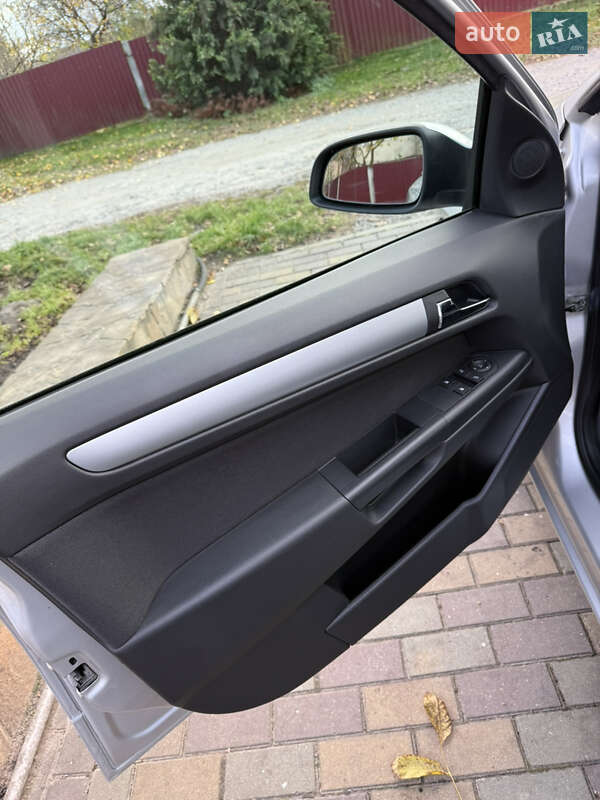 Универсал Opel Astra 2009 в Шепетовке фото 9 Универсал Opel Astra 2009 в Шепетовке