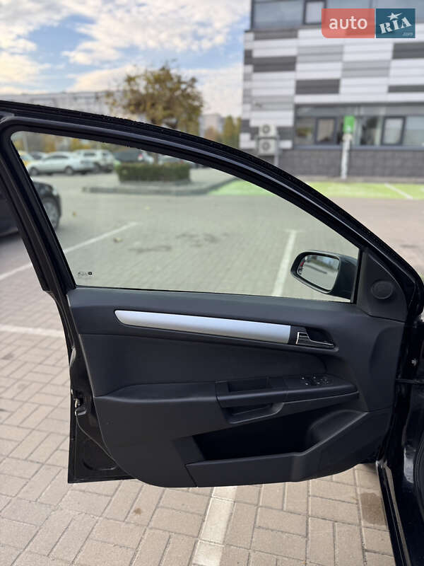 Універсал Opel Astra 2009 в Черкасах фото 5 Універсал Opel Astra 2009 в Черкасах