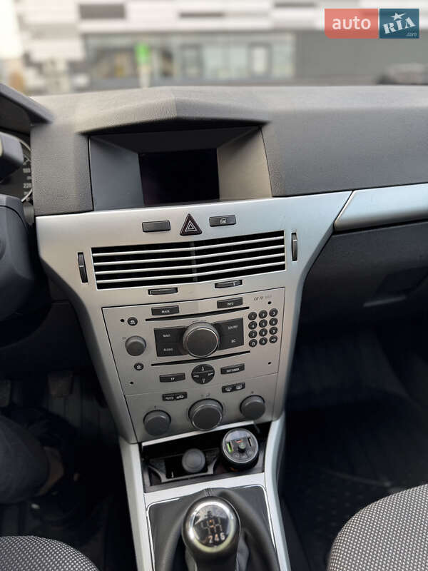Універсал Opel Astra 2009 в Черкасах фото 14 Універсал Opel Astra 2009 в Черкасах