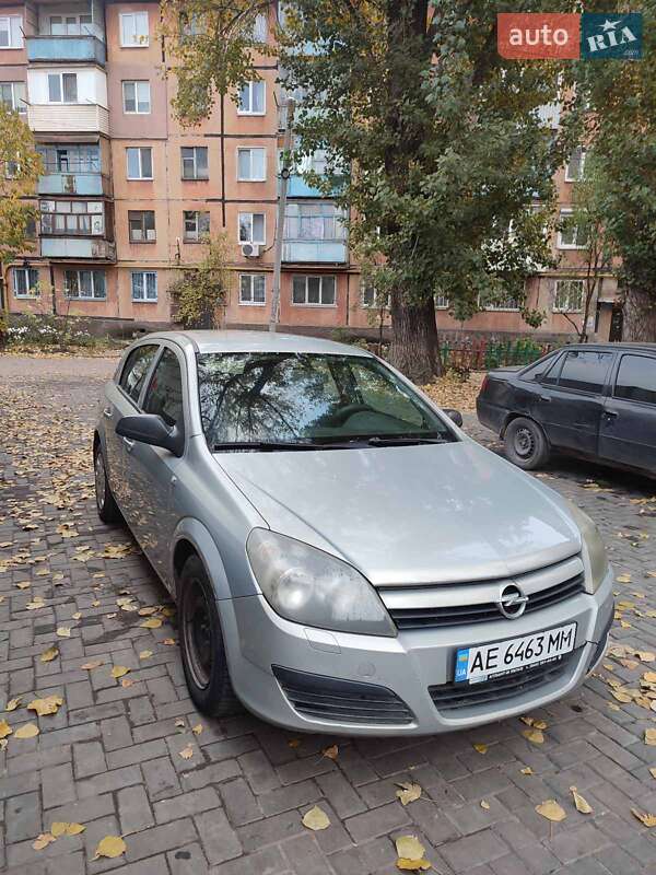 Хэтчбек Opel Astra 2004 в Кривом Роге фото 9 Хэтчбек Opel Astra 2004 в Кривом Роге