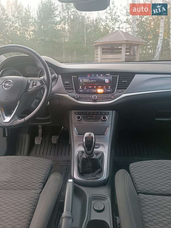 Универсал Opel Astra 2018 в Славуте