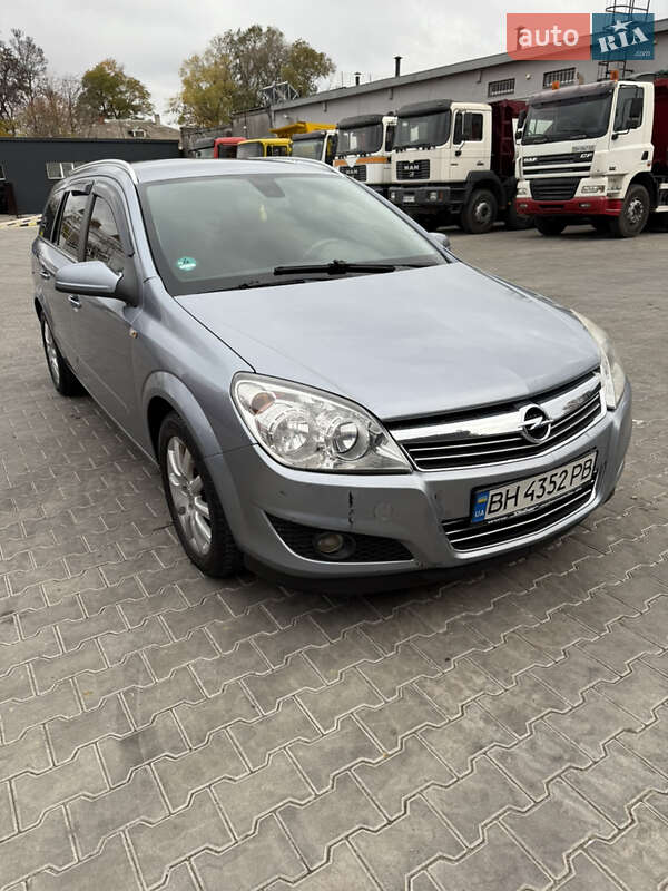Универсал Opel Astra 2008 в Одессе