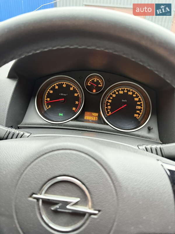 Универсал Opel Astra 2008 в Одессе