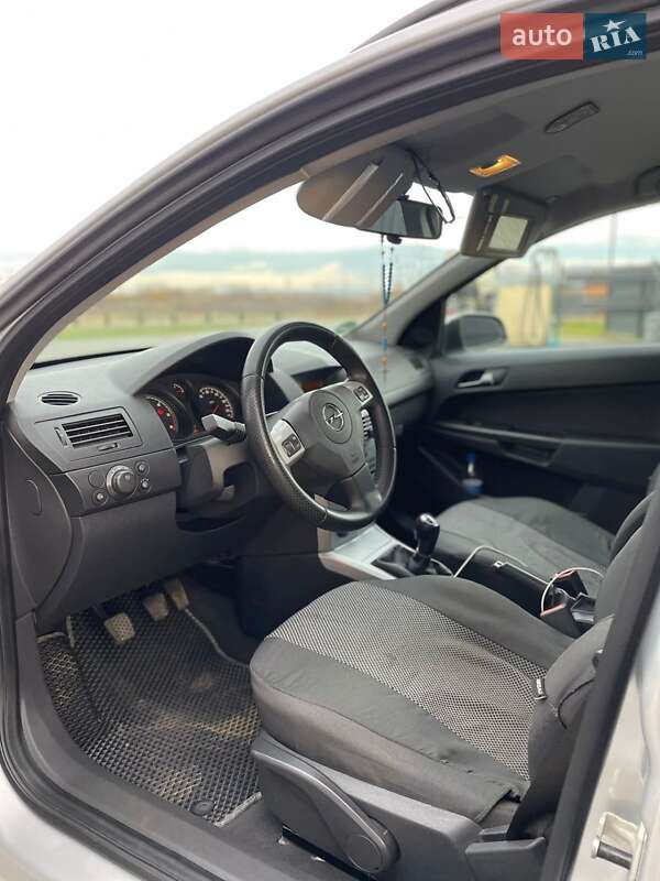 Универсал Opel Astra 2009 в Рожнятове фото 10 Универсал Opel Astra 2009 в Рожнятове