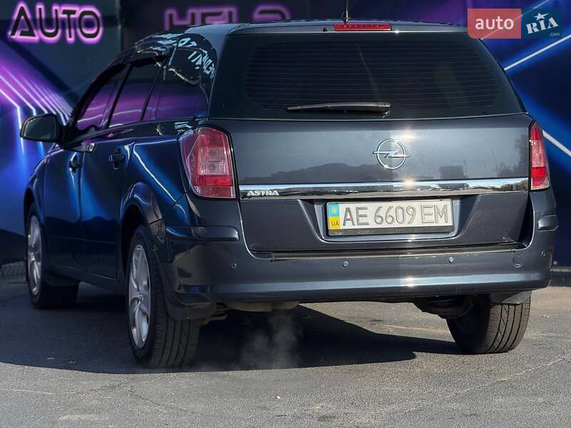 Универсал Opel Astra 2011 в Запорожье фото 5 Универсал Opel Astra 2011 в Запорожье