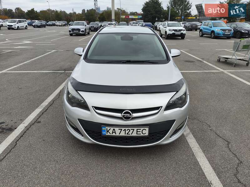 Opel Astra 2013 Opel Astra 2013