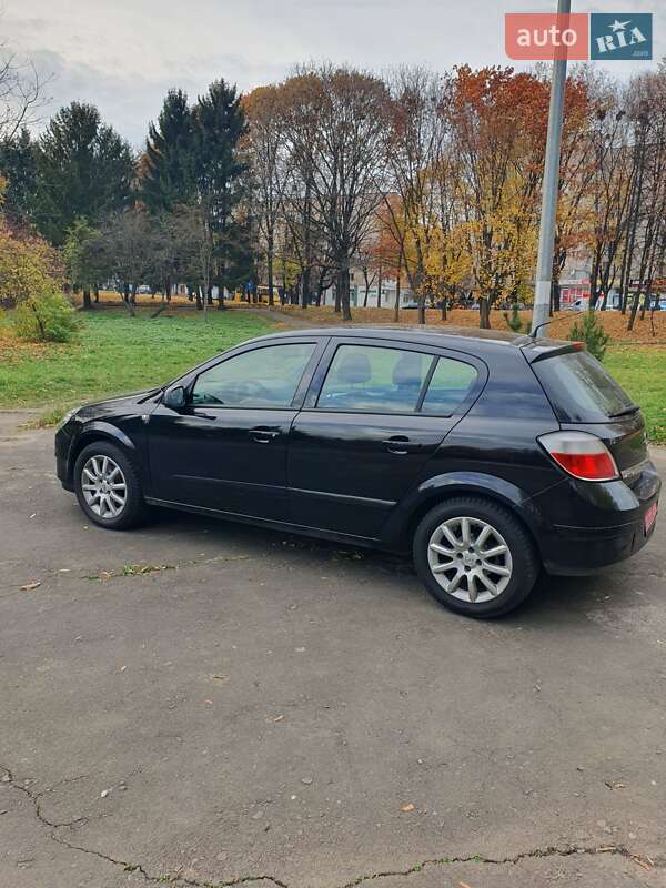 Хетчбек Opel Astra 2005 в Рівному фото 2 Хетчбек Opel Astra 2005 в Рівному
