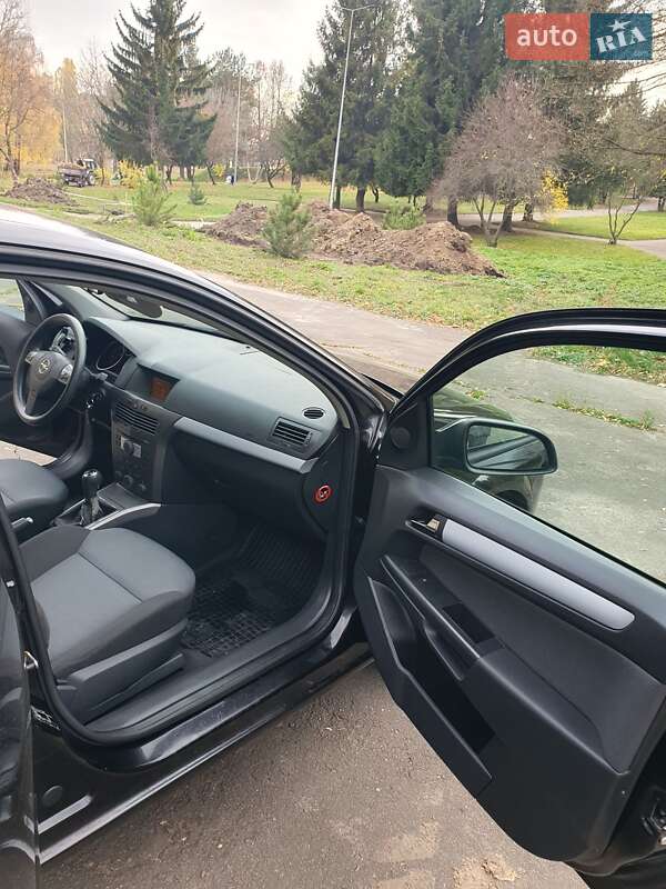 Хетчбек Opel Astra 2005 в Рівному фото 16 Хетчбек Opel Astra 2005 в Рівному