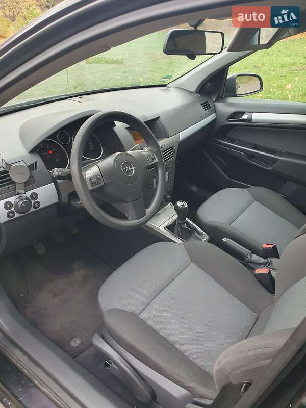 Хетчбек Opel Astra 2005 в Рівному фото 24 Хетчбек Opel Astra 2005 в Рівному
