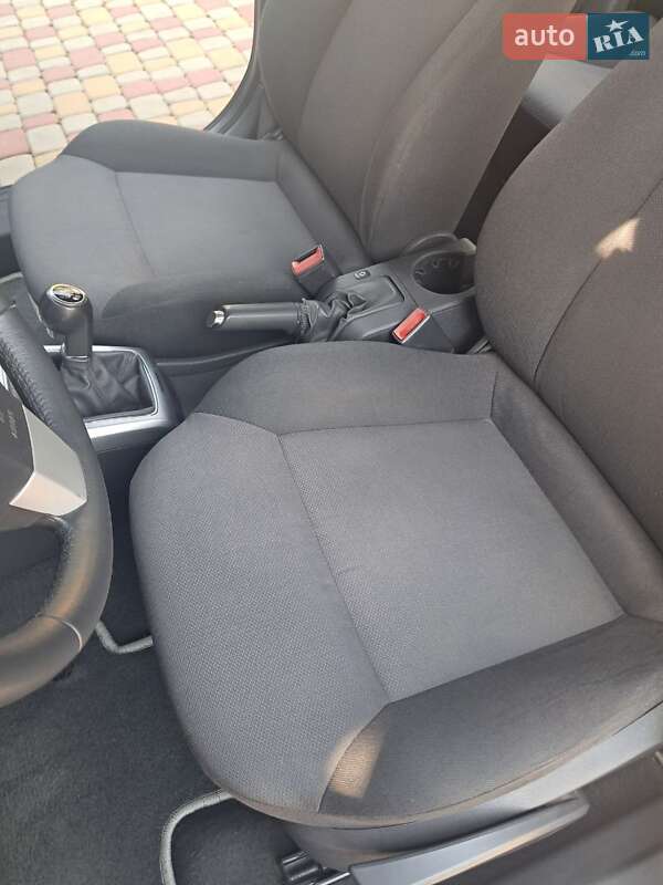 Хетчбек Opel Astra 2011 в Луцьку