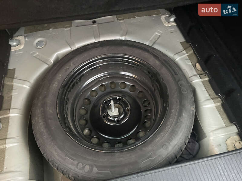Универсал Opel Astra 2014 в Ровно фото 32 Универсал Opel Astra 2014 в Ровно