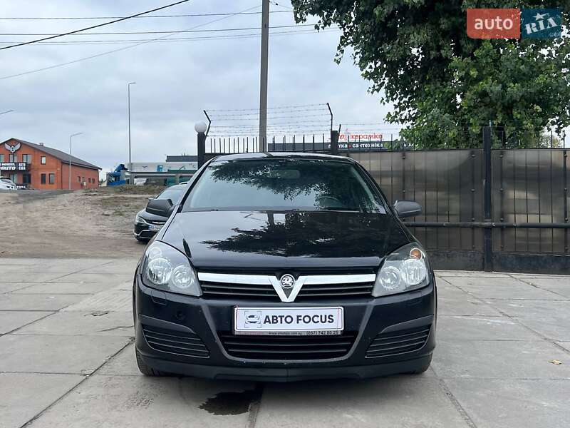 Хэтчбек Opel Astra 2005 в Киеве