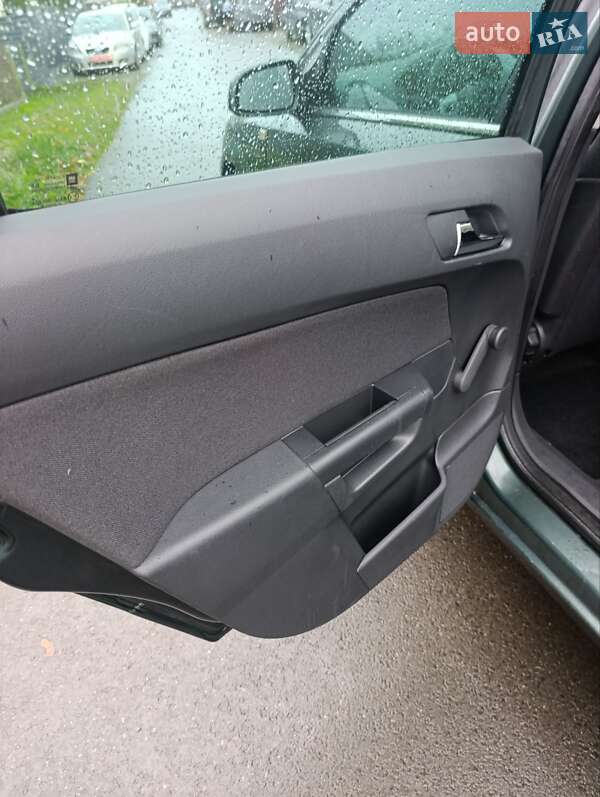 Универсал Opel Astra 2009 в Луцке фото 51 Универсал Opel Astra 2009 в Луцке