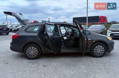 Універсал Opel Astra 2015 в Львові