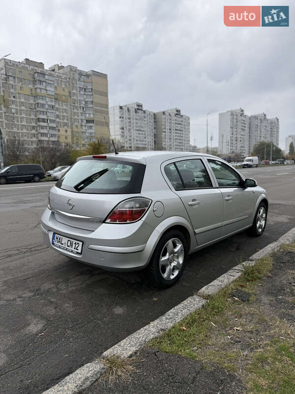 Хэтчбек Opel Astra 2008 в Киеве фото 4 Хэтчбек Opel Astra 2008 в Киеве