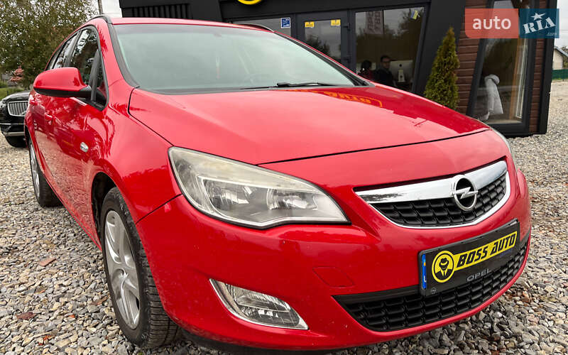 Универсал Opel Astra 2011 в Коломые фото 2 Универсал Opel Astra 2011 в Коломые