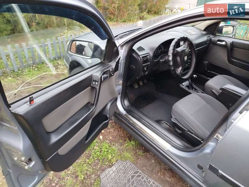 Седан Opel Astra 2008 в Харкові фото 8 Седан Opel Astra 2008 в Харкові