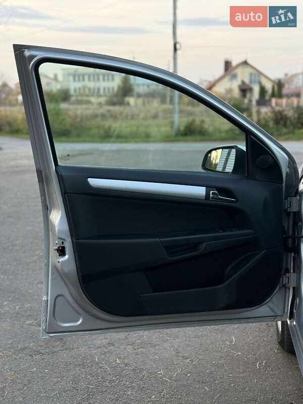 Универсал Opel Astra 2009 в Виннице фото 10 Универсал Opel Astra 2009 в Виннице