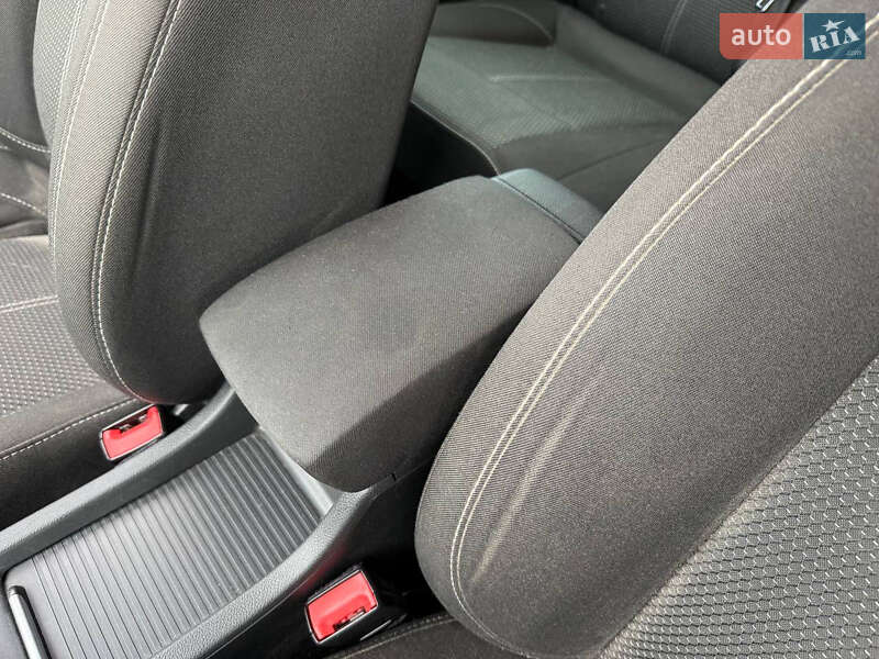 Универсал Opel Astra 2011 в Стрые фото 47 Универсал Opel Astra 2011 в Стрые