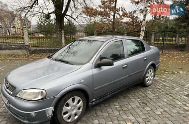 Седан Opel Astra 2008 в Золочеве