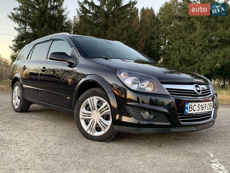 Универсал Opel Astra 2007 в Дрогобыче