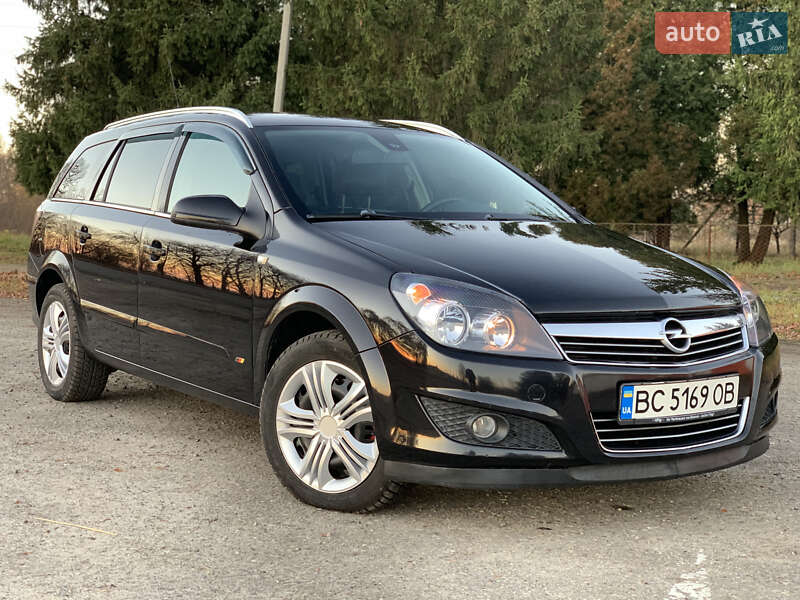 Универсал Opel Astra 2007 в Дрогобыче