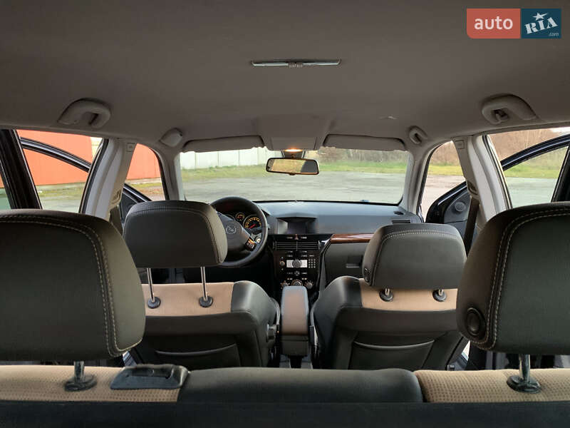 Универсал Opel Astra 2007 в Дрогобыче