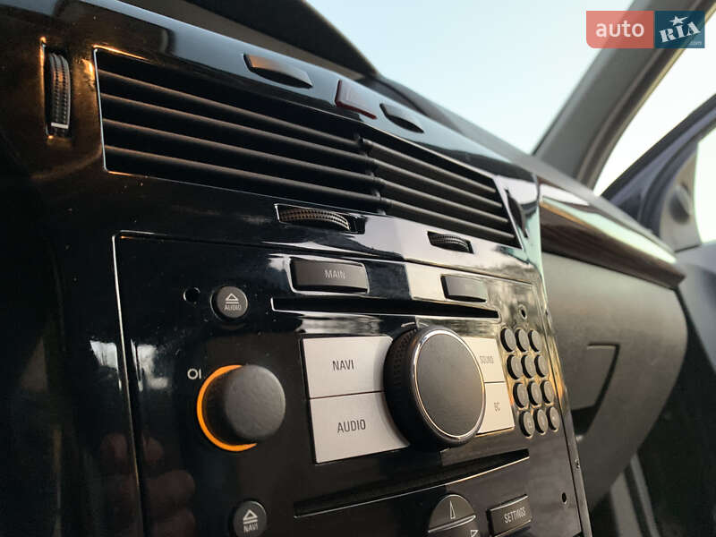 Универсал Opel Astra 2007 в Дрогобыче