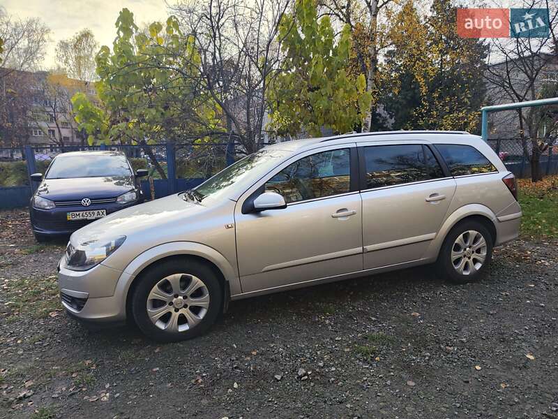 Универсал Opel Astra 2004 в Сумах
