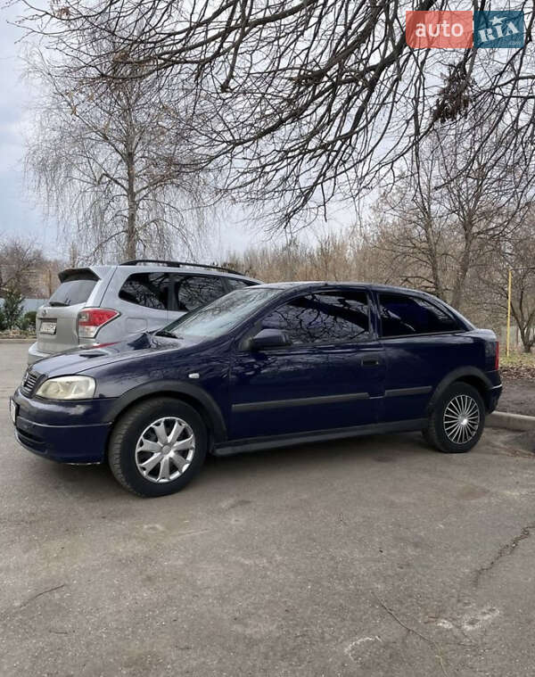 Хэтчбек Opel Astra 2000 в Тальном фото 4 Хэтчбек Opel Astra 2000 в Тальном