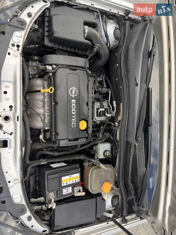 Универсал Opel Astra 2010 в Луцке фото 20 Универсал Opel Astra 2010 в Луцке