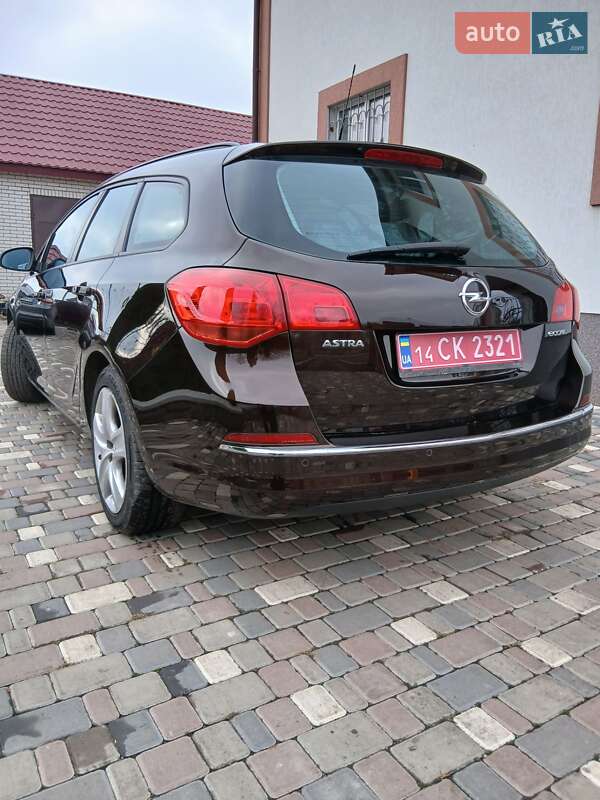 Универсал Opel Astra 2012 в Христиновке фото 9 Универсал Opel Astra 2012 в Христиновке