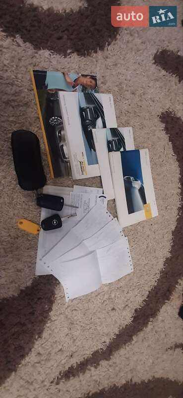 Универсал Opel Astra 2005 в Чугуеве