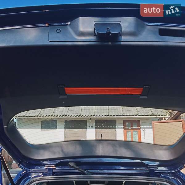 Універсал Opel Astra 2010 в Луцьку