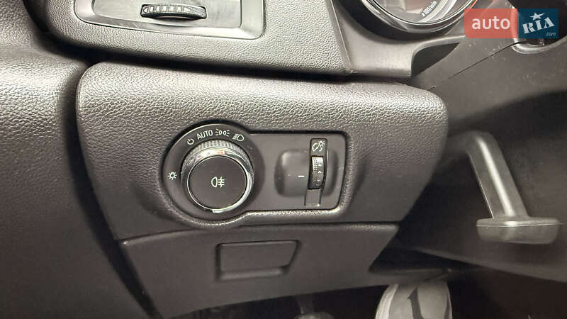 Универсал Opel Astra 2015 в Хмельницком фото 39 Универсал Opel Astra 2015 в Хмельницком