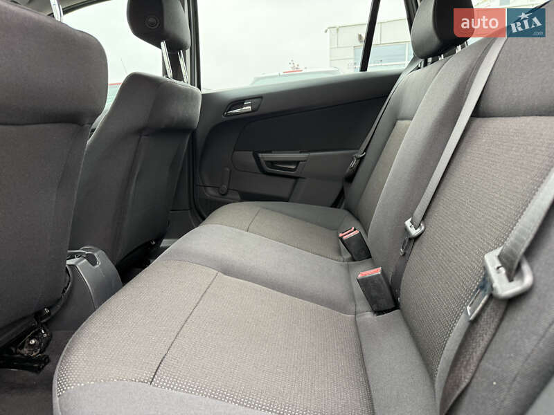 Універсал Opel Astra 2010 в Вінниці фото 34 Універсал Opel Astra 2010 в Вінниці