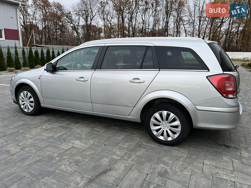 Универсал Opel Astra 2010 в Луцке фото 14 Универсал Opel Astra 2010 в Луцке