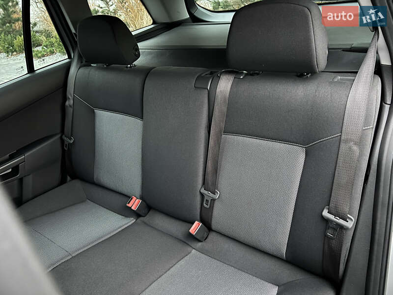 Универсал Opel Astra 2010 в Луцке фото 60 Универсал Opel Astra 2010 в Луцке