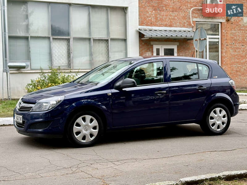 Хетчбек Opel Astra 2011 в Вінниці