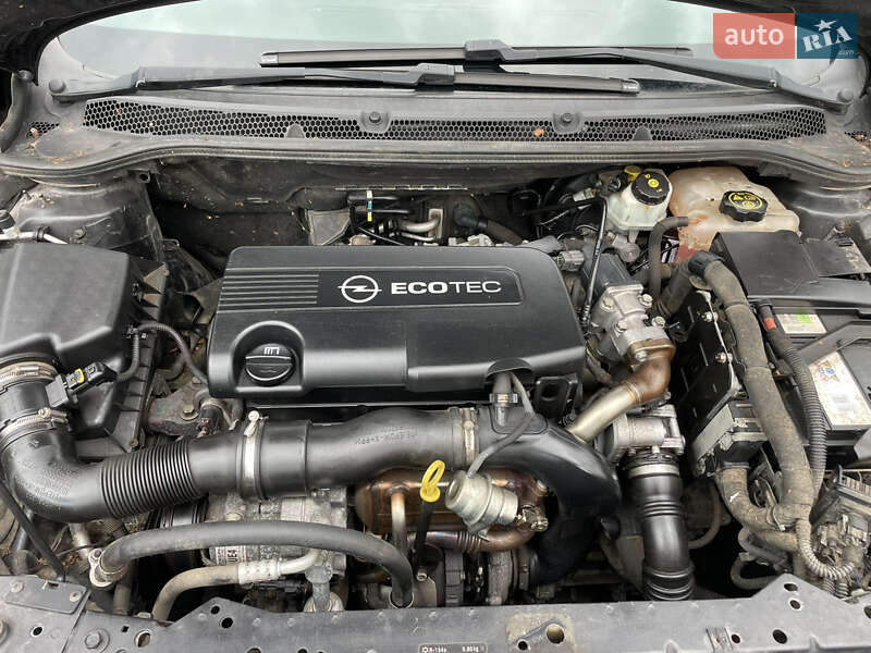 Универсал Opel Astra 2012 в Киеве