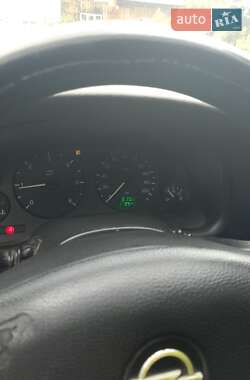 Хетчбек Opel Astra 1998 в Хирові
